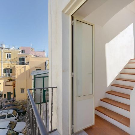 Torretta Corricella- Punta Serra Procida Exterior photo