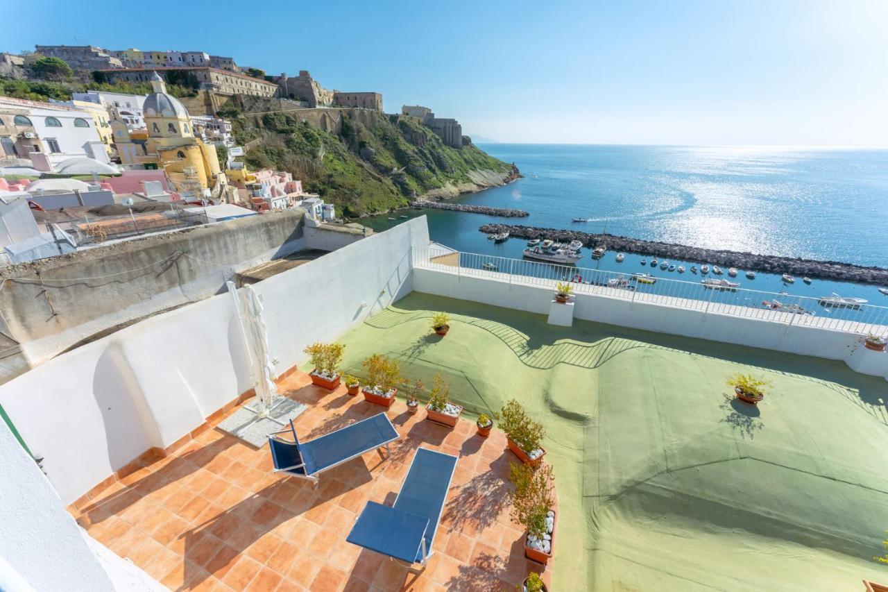 Torretta Corricella- Punta Serra Procida Exterior photo